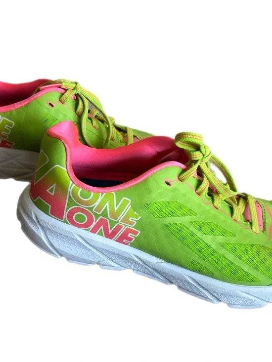 Hoka One One Tracer Women's Running Shoes - Picture 2 of 6